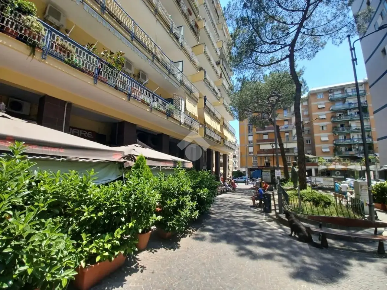 Negozio in Via Sigmund Freud 70, Napoli, {3} - Foto 2