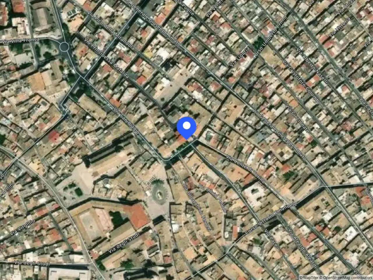 Negozio in Via Giuseppe di Vita, 16, 97013 Comiso Rg, Italia 16, Comiso, {3} - Foto 2