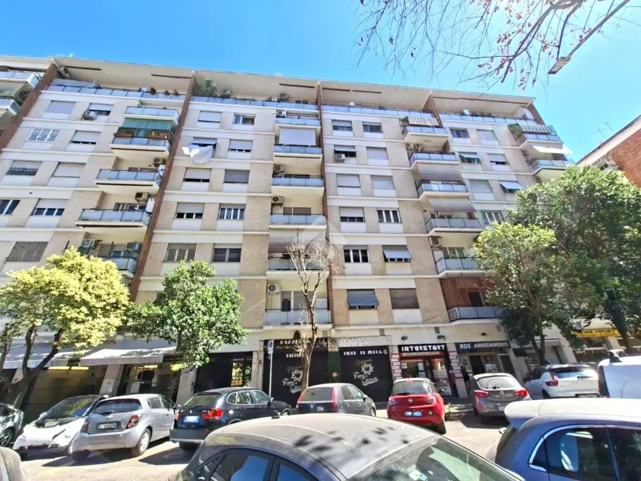 Negozio in Via Giuseppe Peano 34, Roma, {3} - Foto 2