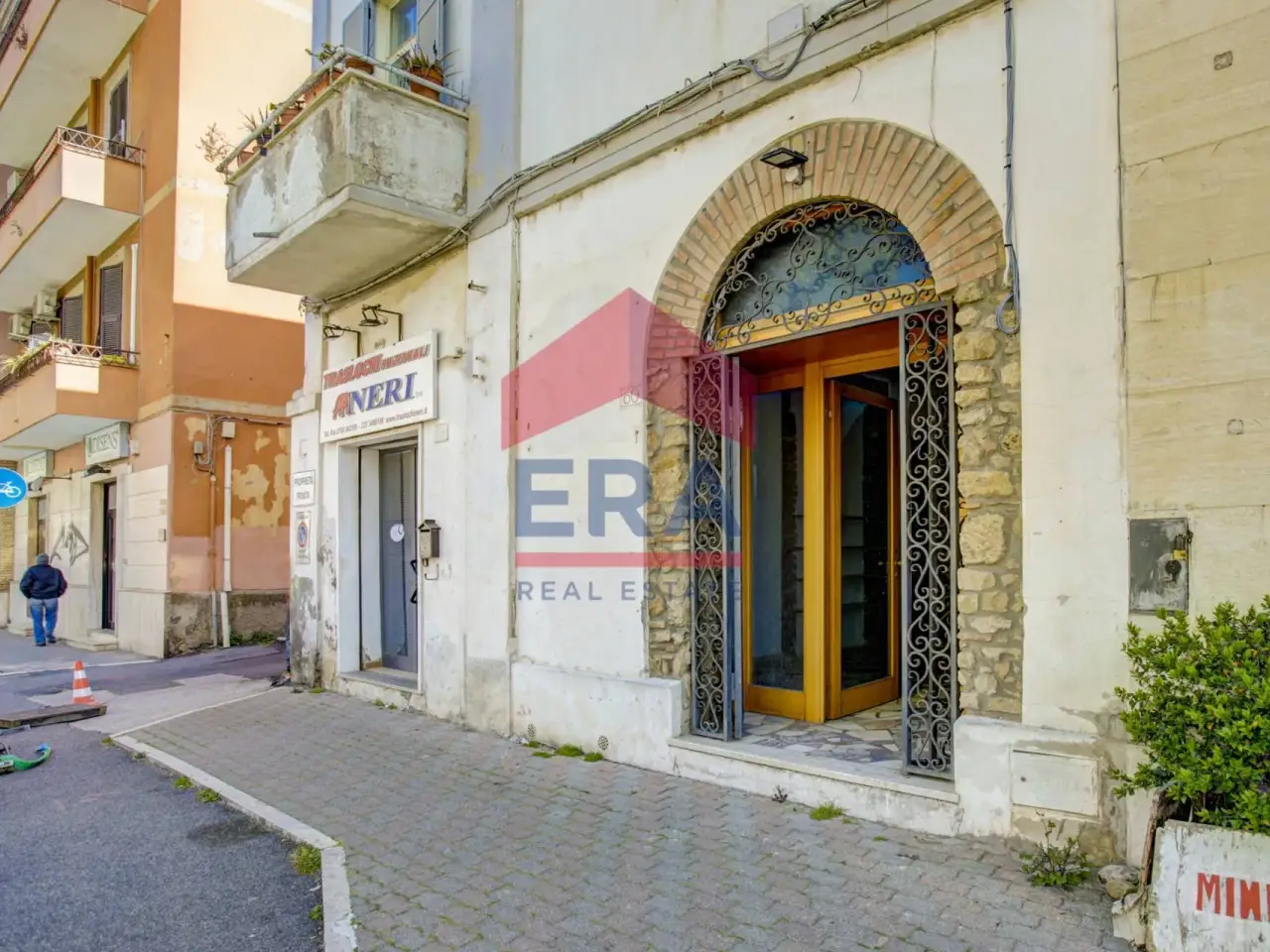 Negozio in Via Guido Baccelli 56/60, Civitavecchia, {3} - Foto 2