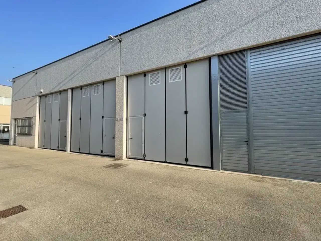 Parcheggio chiuso in Via Gronchi, Imola, Zona Industriale, Imola, {3} - Foto 1