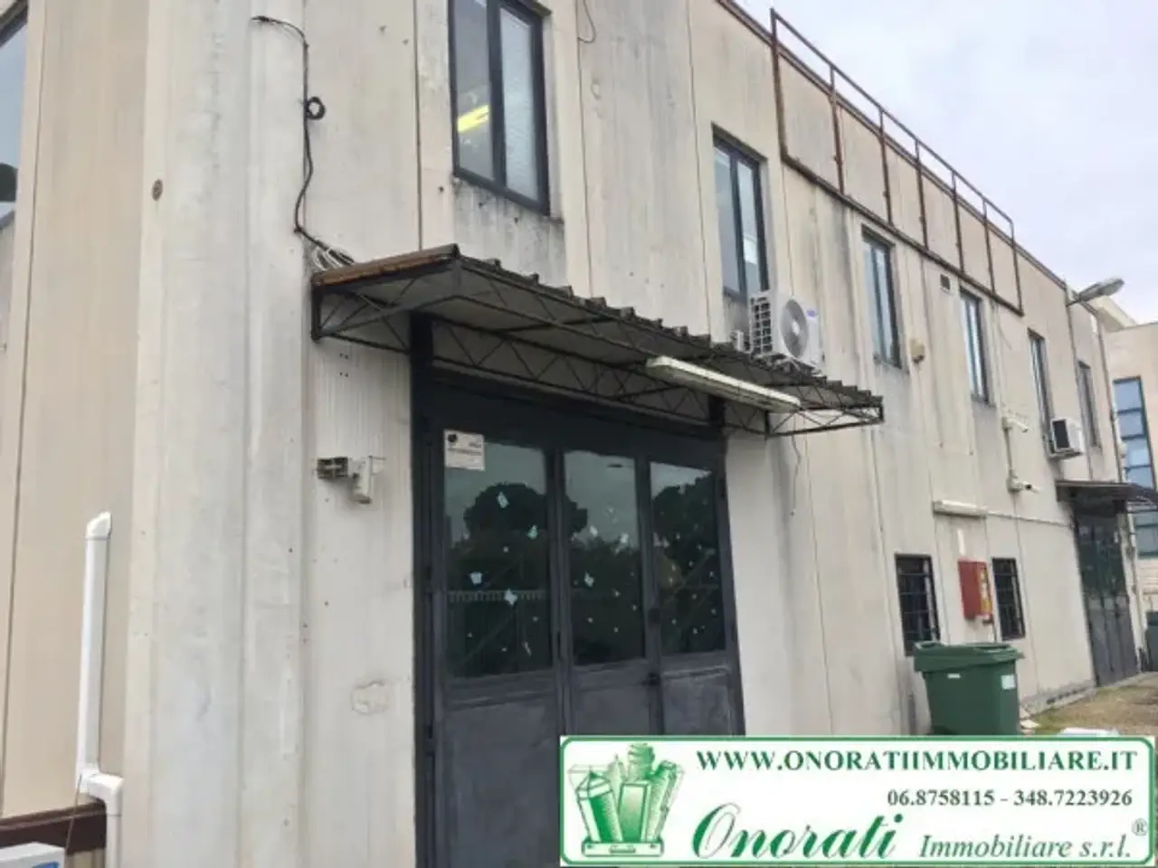 Capannone in Via Tiburtina Valeria 264, Guidonia Montecelio, {3} - Foto 2