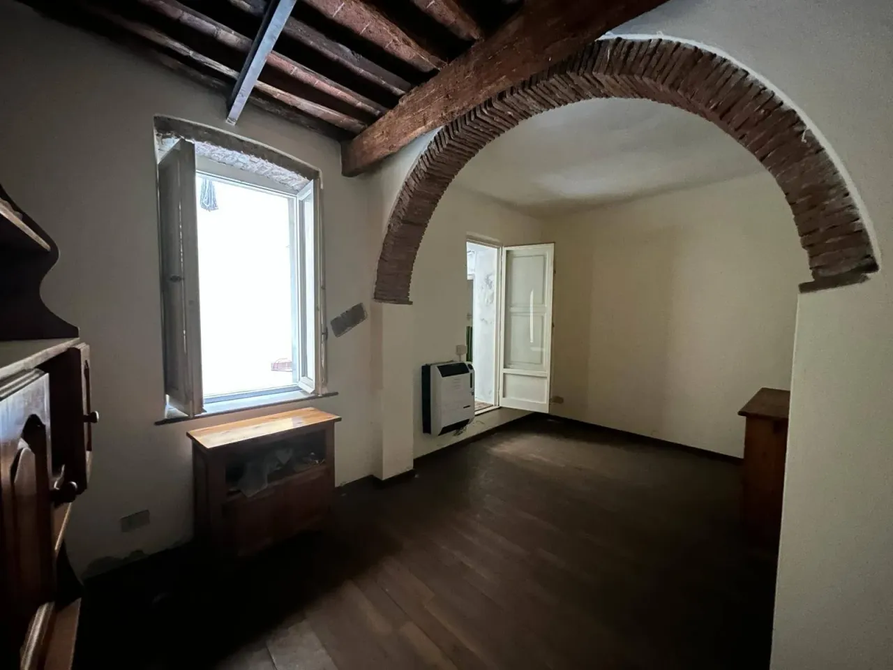 Magazzino in Via Santa Marta, Pisa, {3} - Foto 1