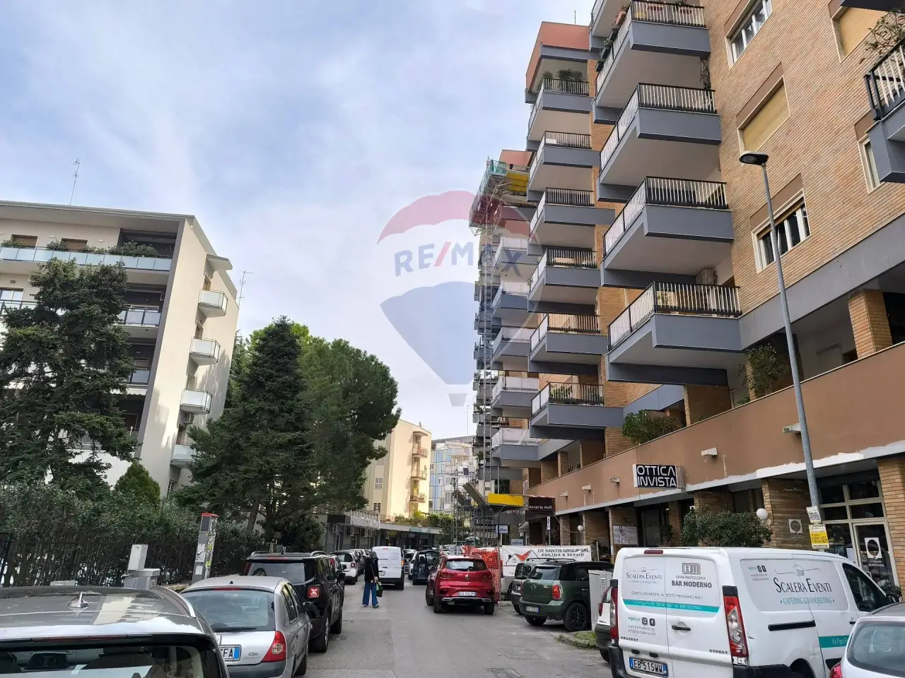 Negozio in Via Arcidiacono Giovanni 29, Bari, {3} - Foto 1