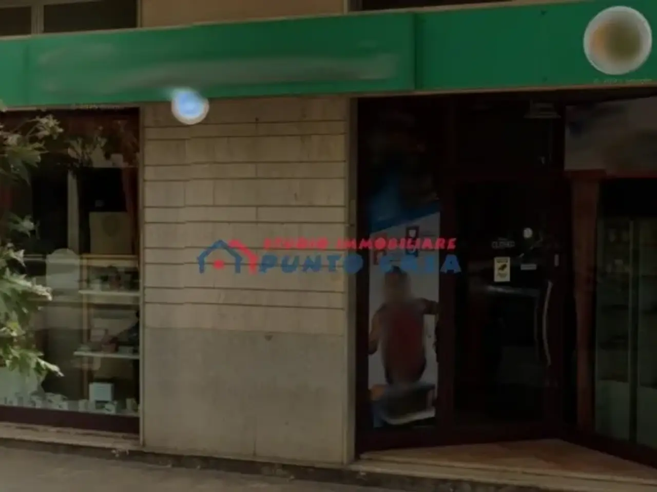Negozio in Corso Piersanti Mattarella, Trapani, {3} - Foto 2