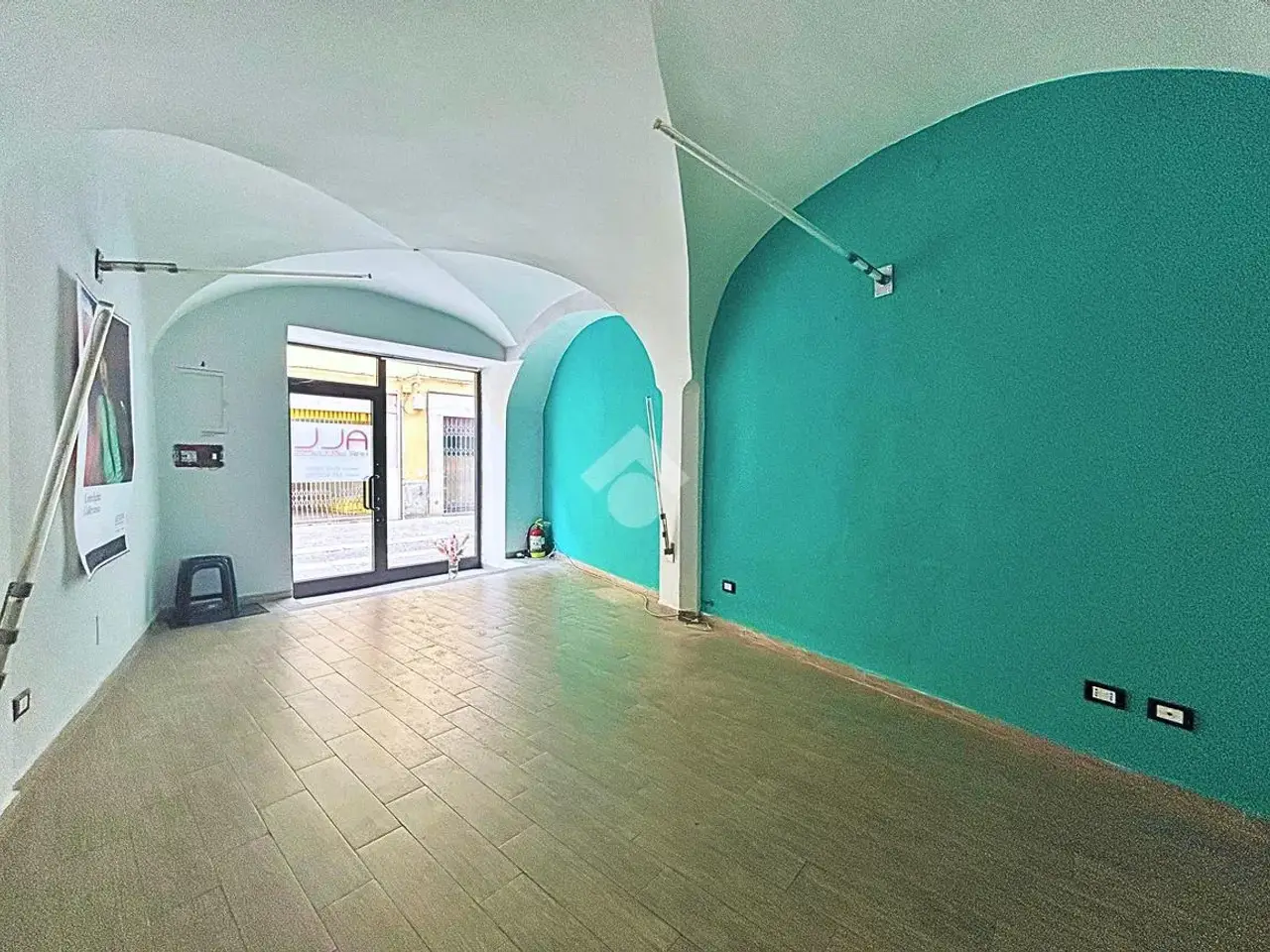 Negozio in Via Roma 17, Novi Ligure, {3} - Foto 1
