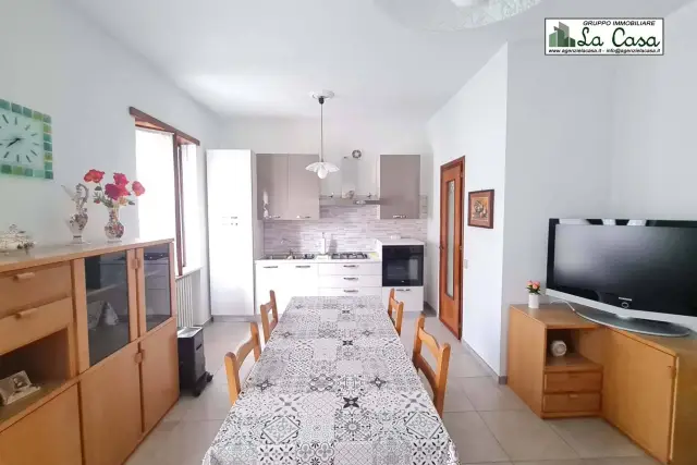 4-room flat in Strada Zabert, Villanova d'Asti - Photo 1