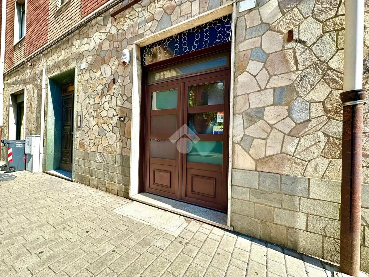 Negozio in Via Ovada 32, Novi Ligure, {3} - Foto 1