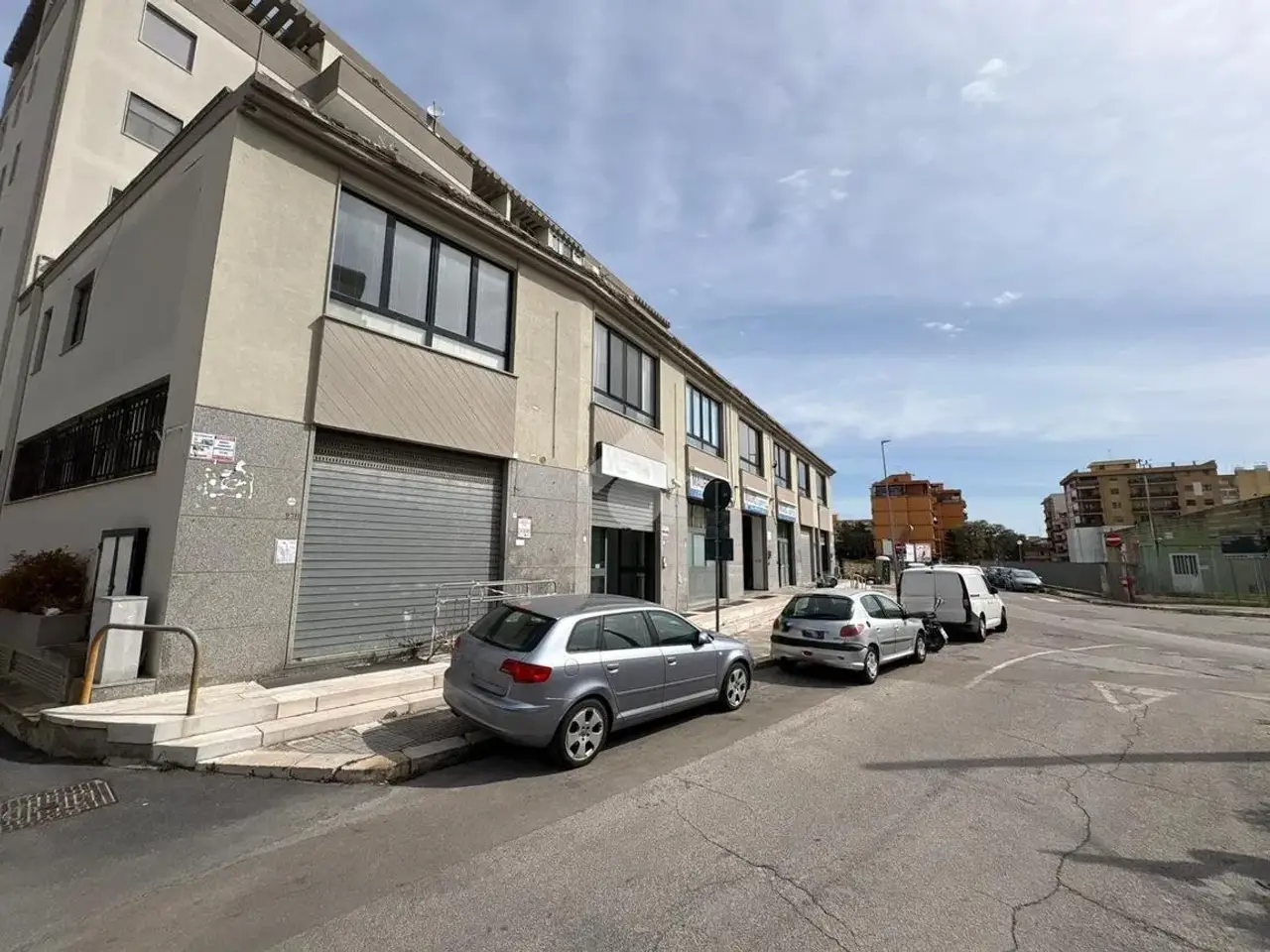Negozio in Via Cappuccini 268, Brindisi, {3} - Foto 1
