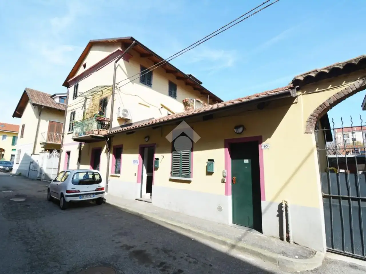 Negozio in Via Pietro Astegiano 4, Settimo Torinese, {3} - Foto 1