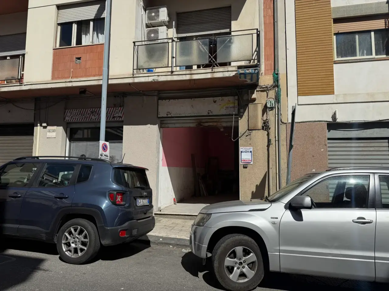 Magazzino in Via Santa Marta 230, Messina, {3} - Foto 1