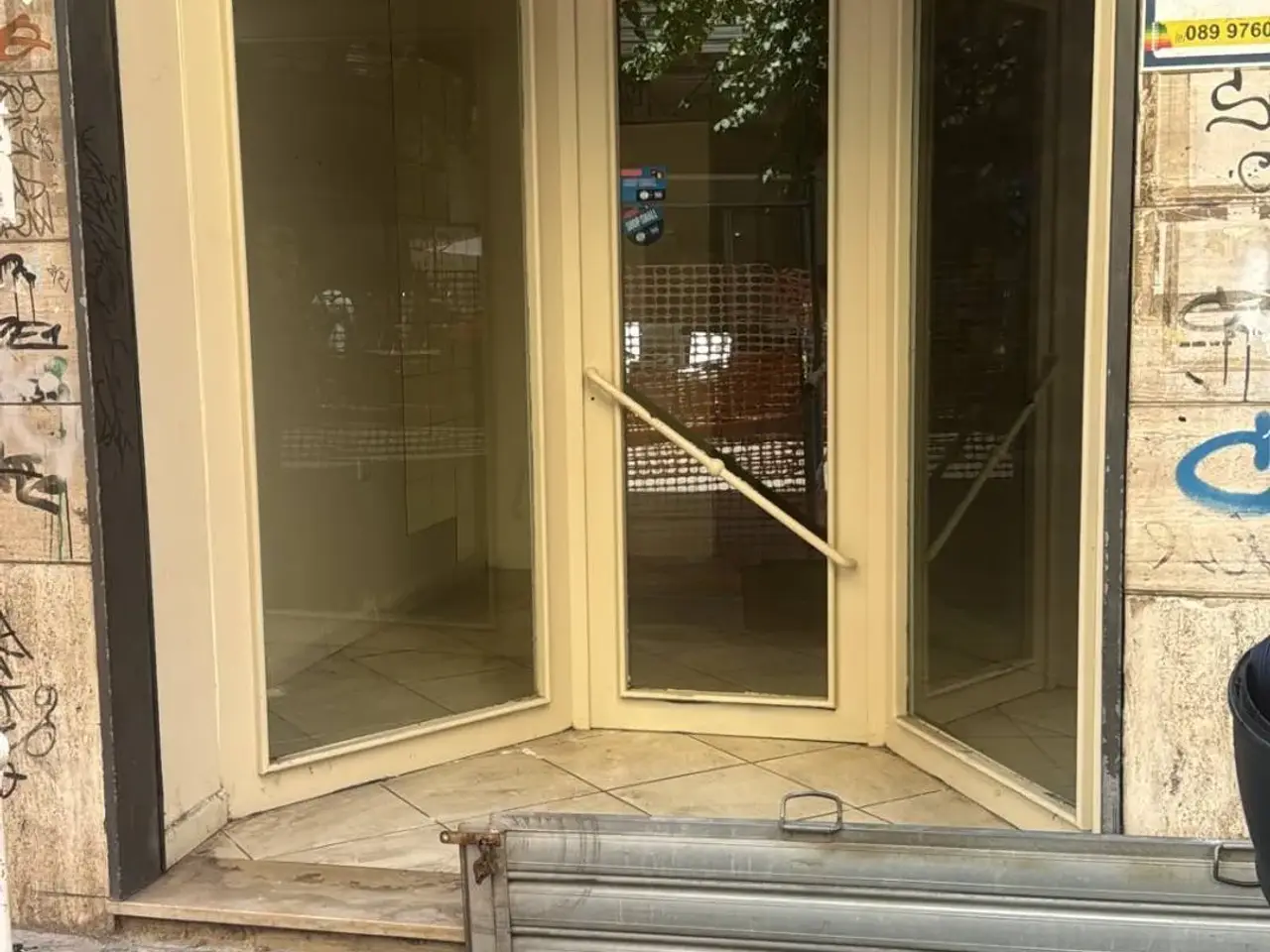 Negozio in Via Sabato Robertelli 6, Salerno, {3} - Planimetria 1