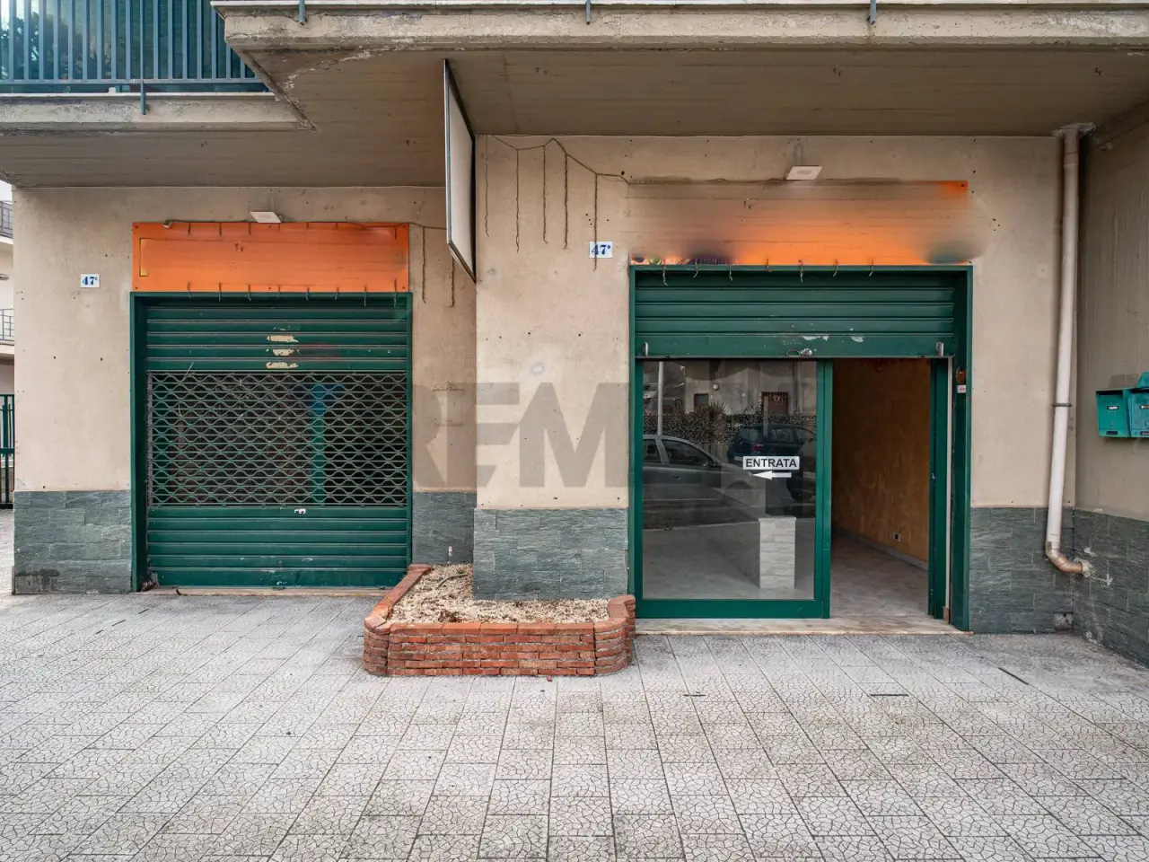 Negozio in Via Santa Maria di Licodia 47, Belpasso, {3} - Foto 2
