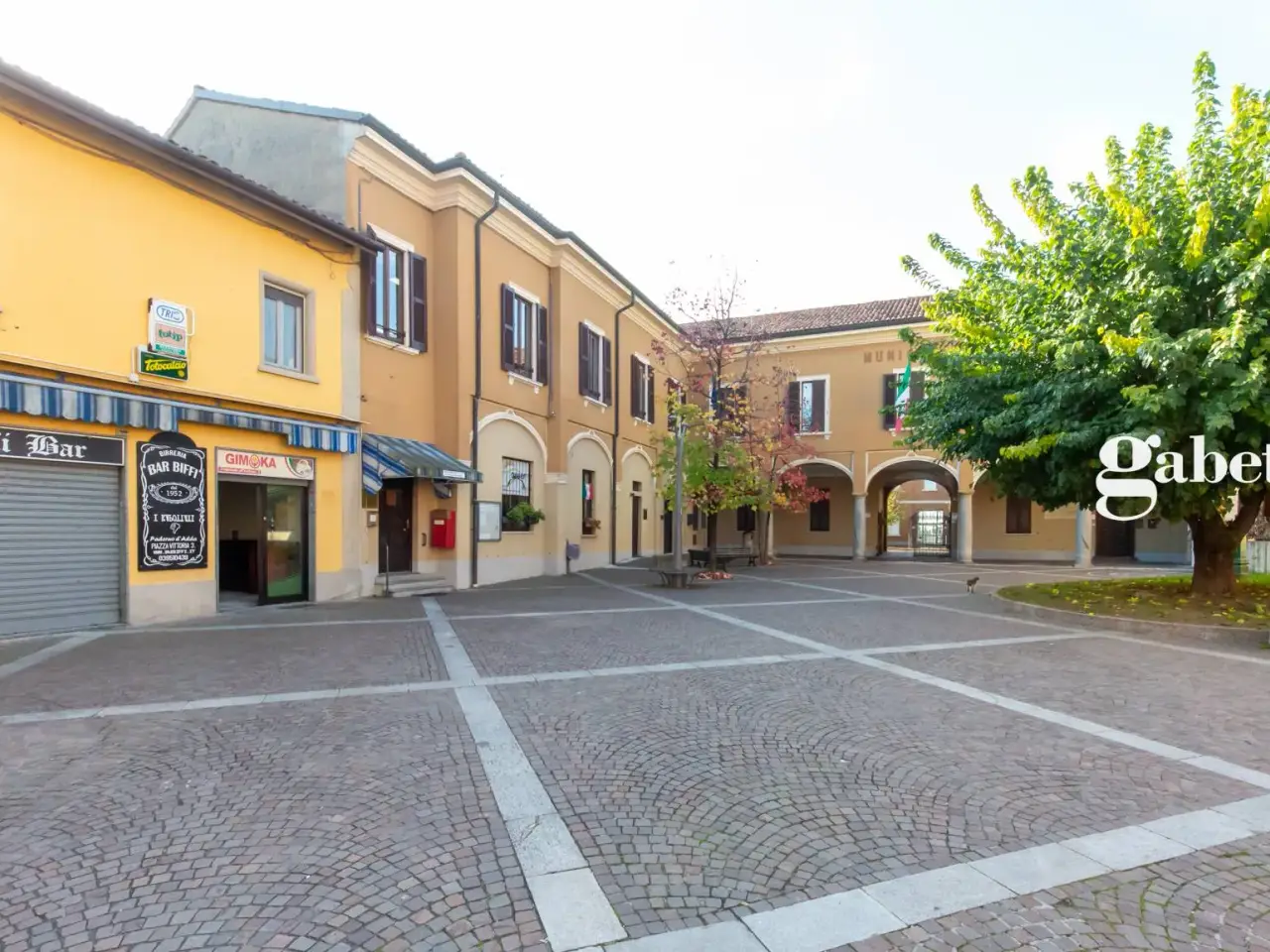 Negozio in Piazza della Vittoria 3, Paderno D'Adda, {3} - Foto 2