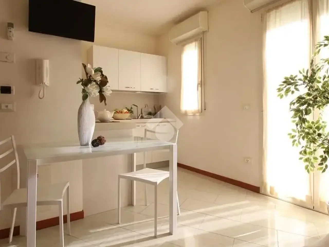 Palazzina commerciale in Via C. Vincenzi 36, San Mauro Pascoli, {3} - Foto 2