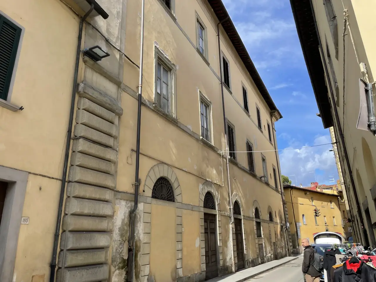 Palazzina uffici in Via San Lorentino 25, Arezzo, {3} - Foto 1