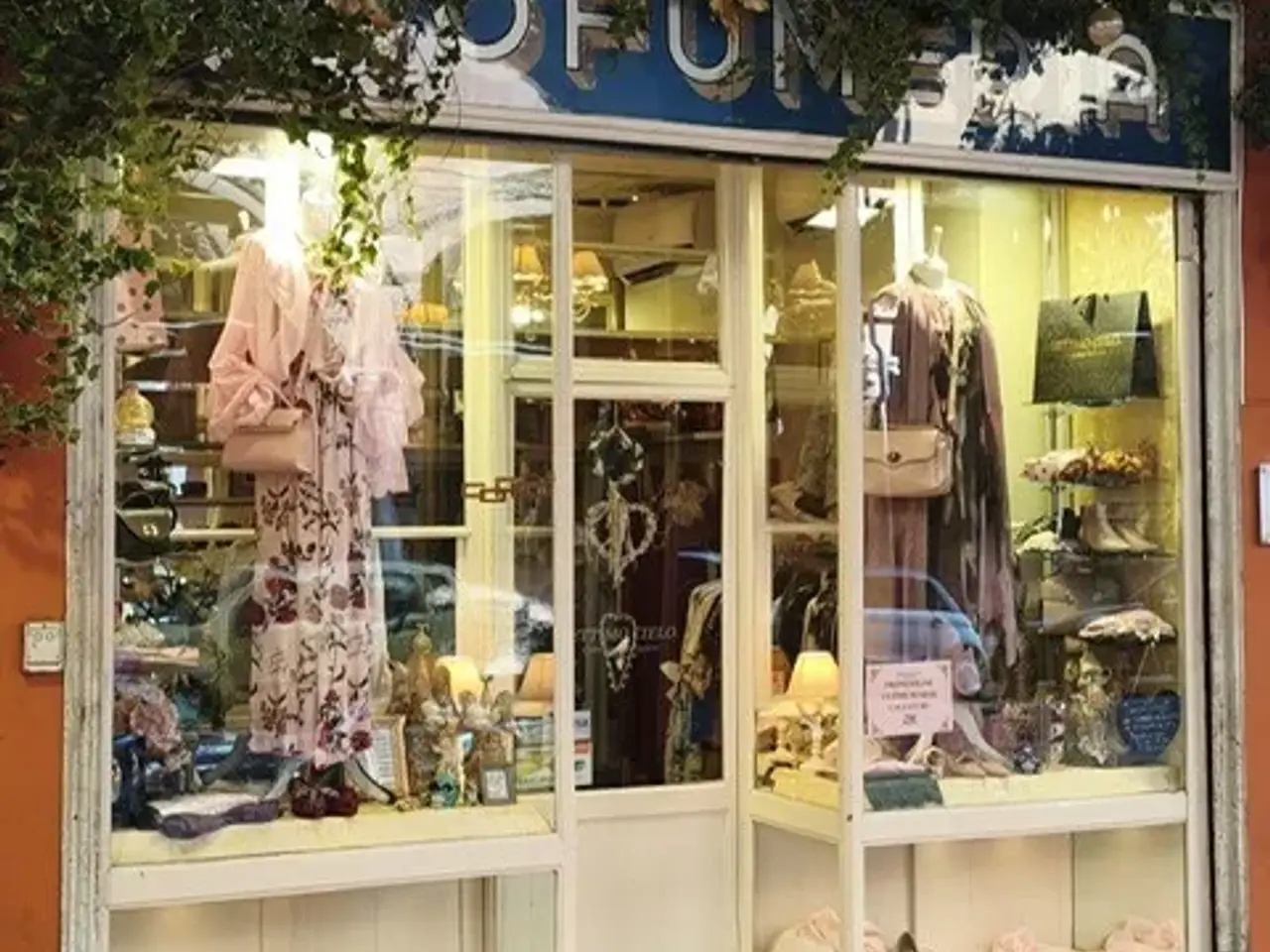 Negozio in Via Santo Stefano, Bologna, {3} - Foto 1