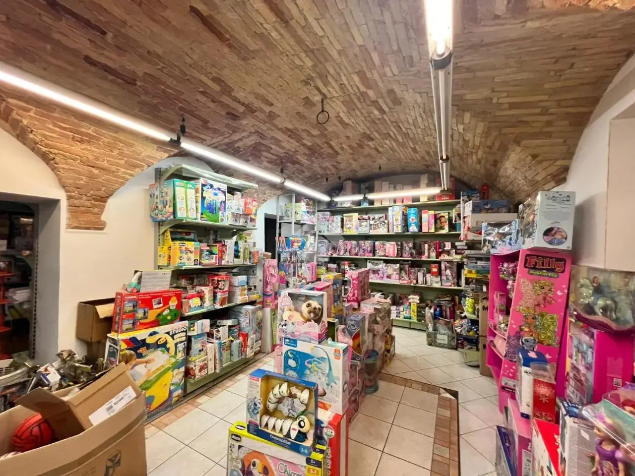 Negozio in Corso Garibaldi, Giulianova, {3} - Foto 1
