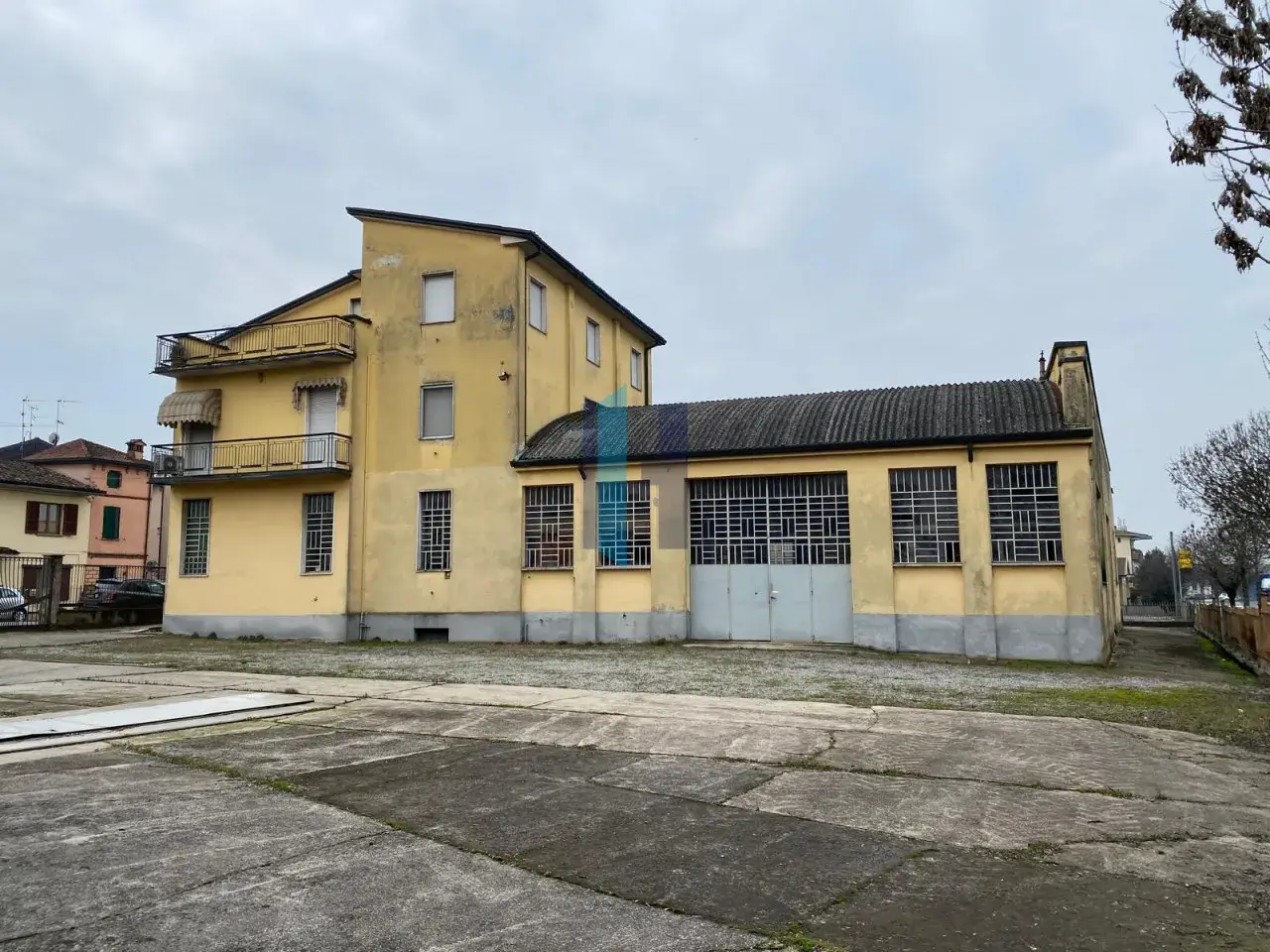 Capannone in Viale Montenero 12, Orzinuovi, {3} - Foto 1