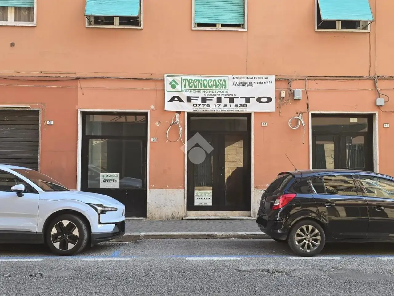 Negozio in Via Enrico De Nicola 11, Cassino, {3} - Foto 1