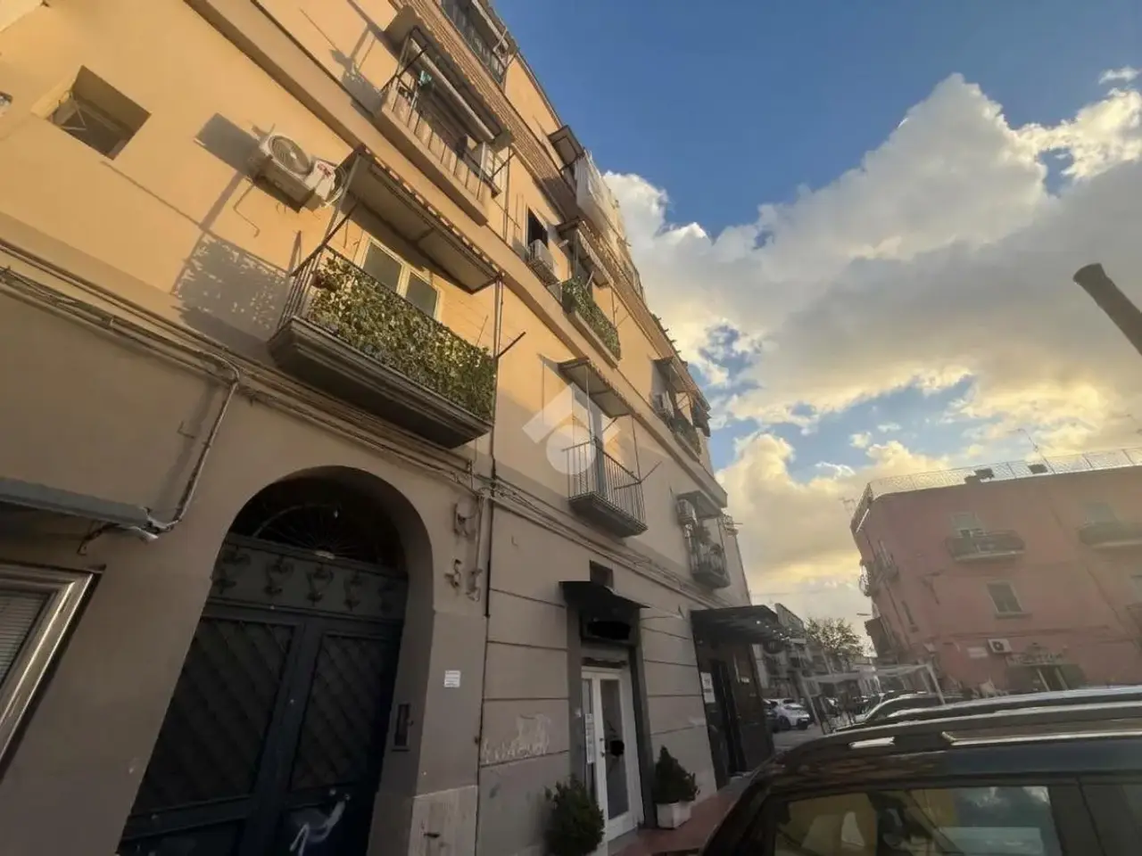 Negozio in Via Luigi Volpicella 4, Napoli, {3} - Foto 2