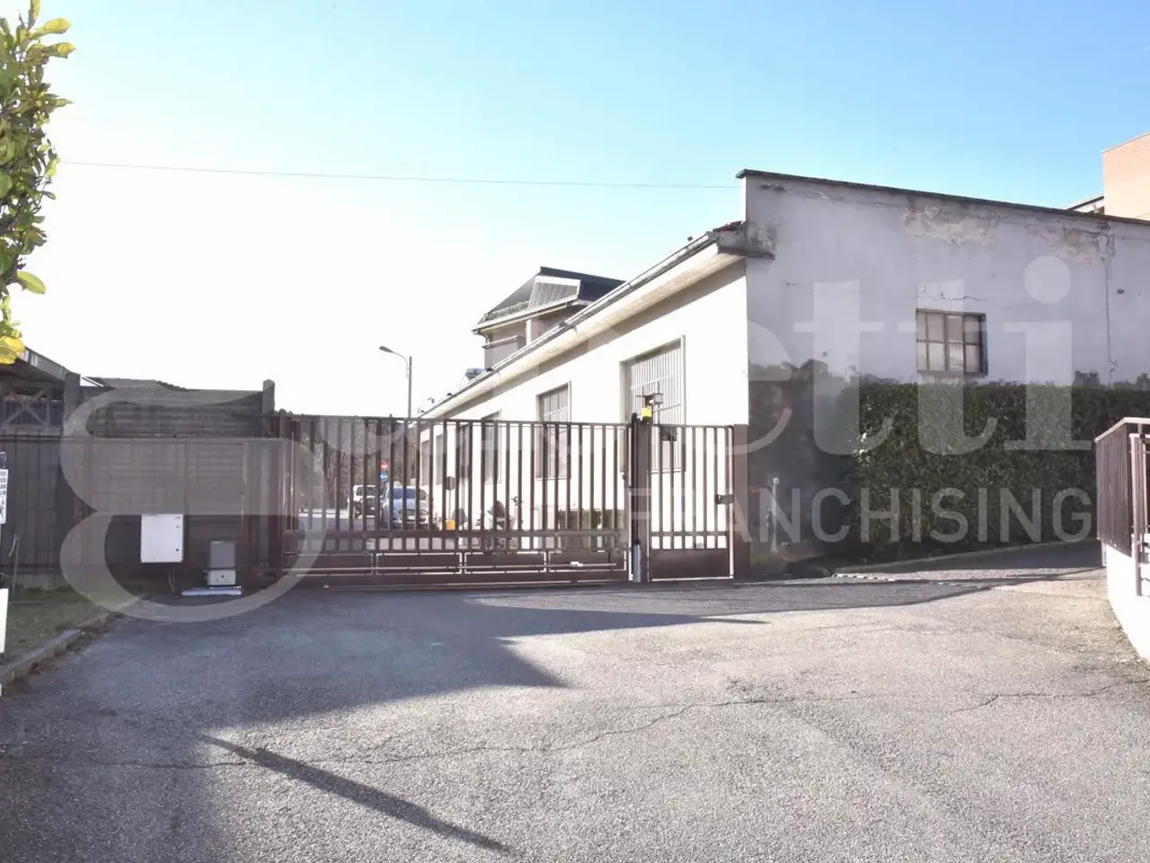 Magazzino in Corso Milano 145, Bovisio-Masciago, {3} - Foto 2
