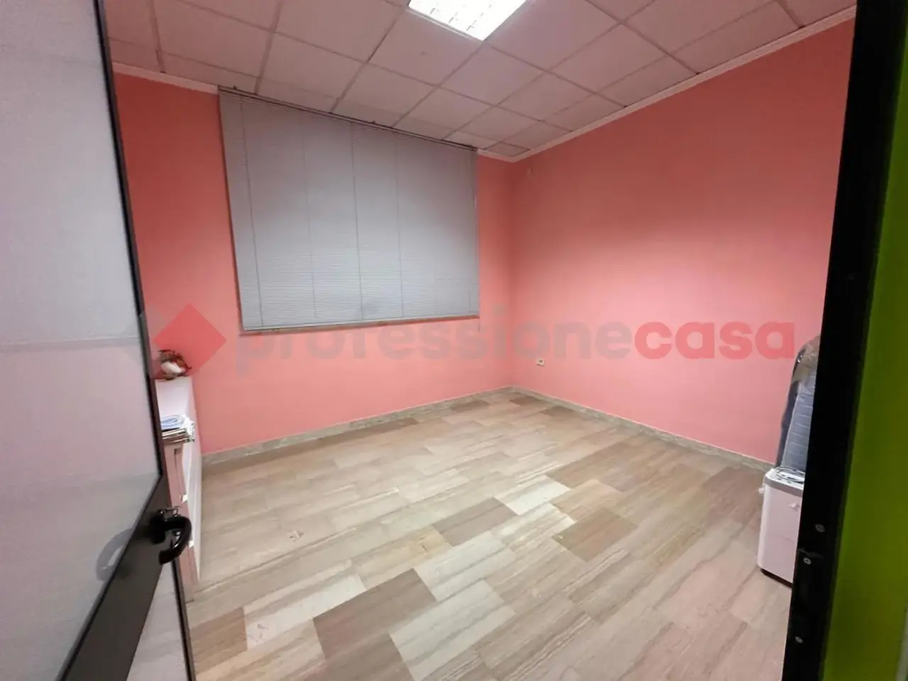 Laboratorio in Via Cavour  447, Avezzano, {3} - Foto 2