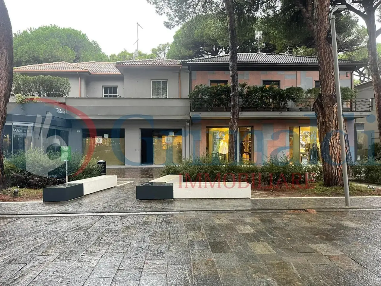 Negozio in Via Matteotti 11, Cervia, {3} - Foto 1