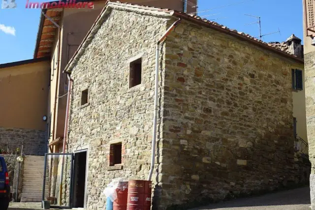 Country house or cottage in Strada Provinciale 72, Pratovecchio Stia - Photo 1