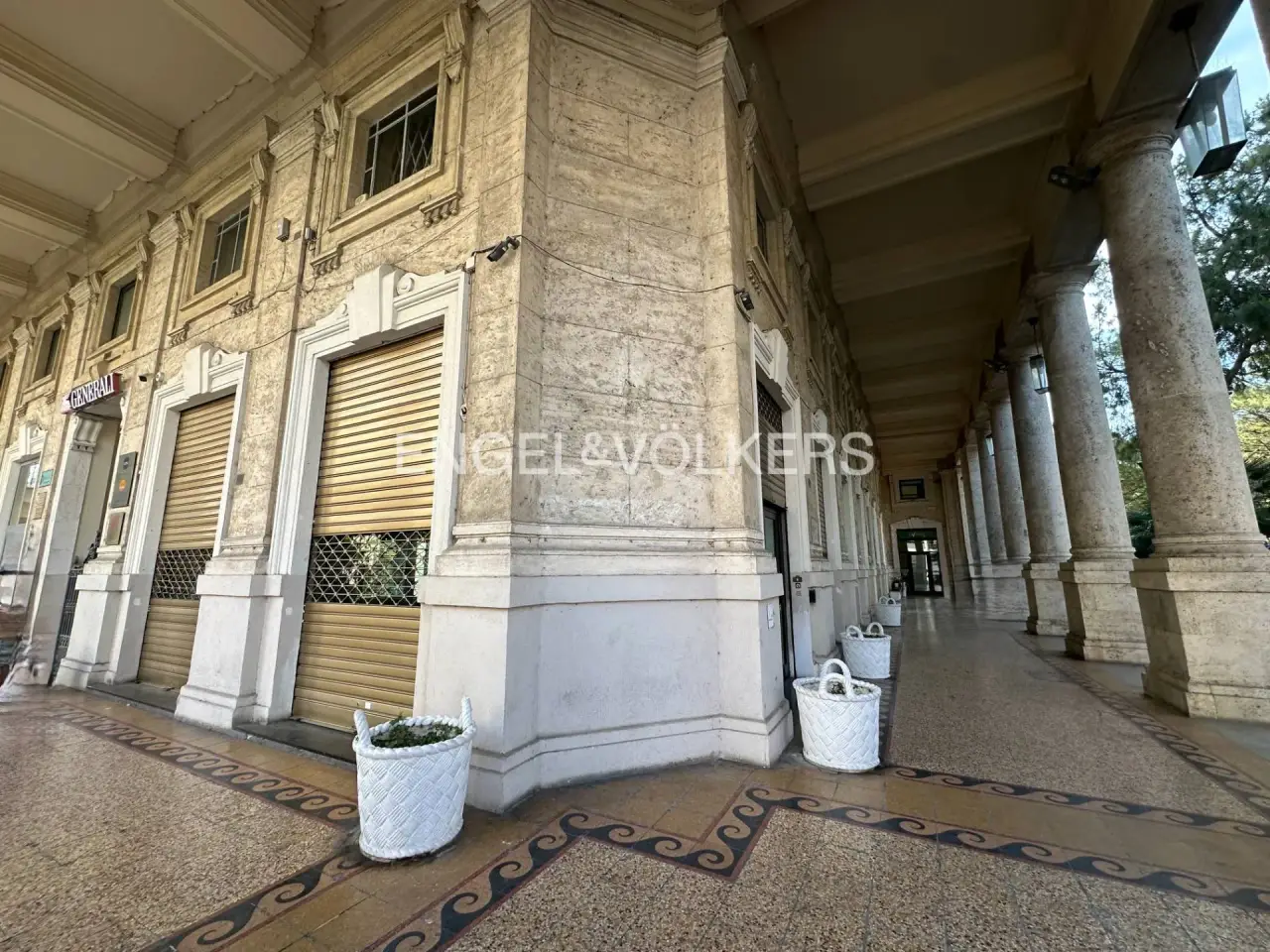 Negozio in Corso Umberto I 105, Pescara, {3} - Foto 2