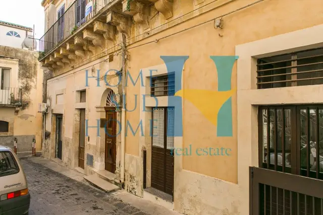 Apartament in Via Tommaso Fazello, Noto - Photo 1