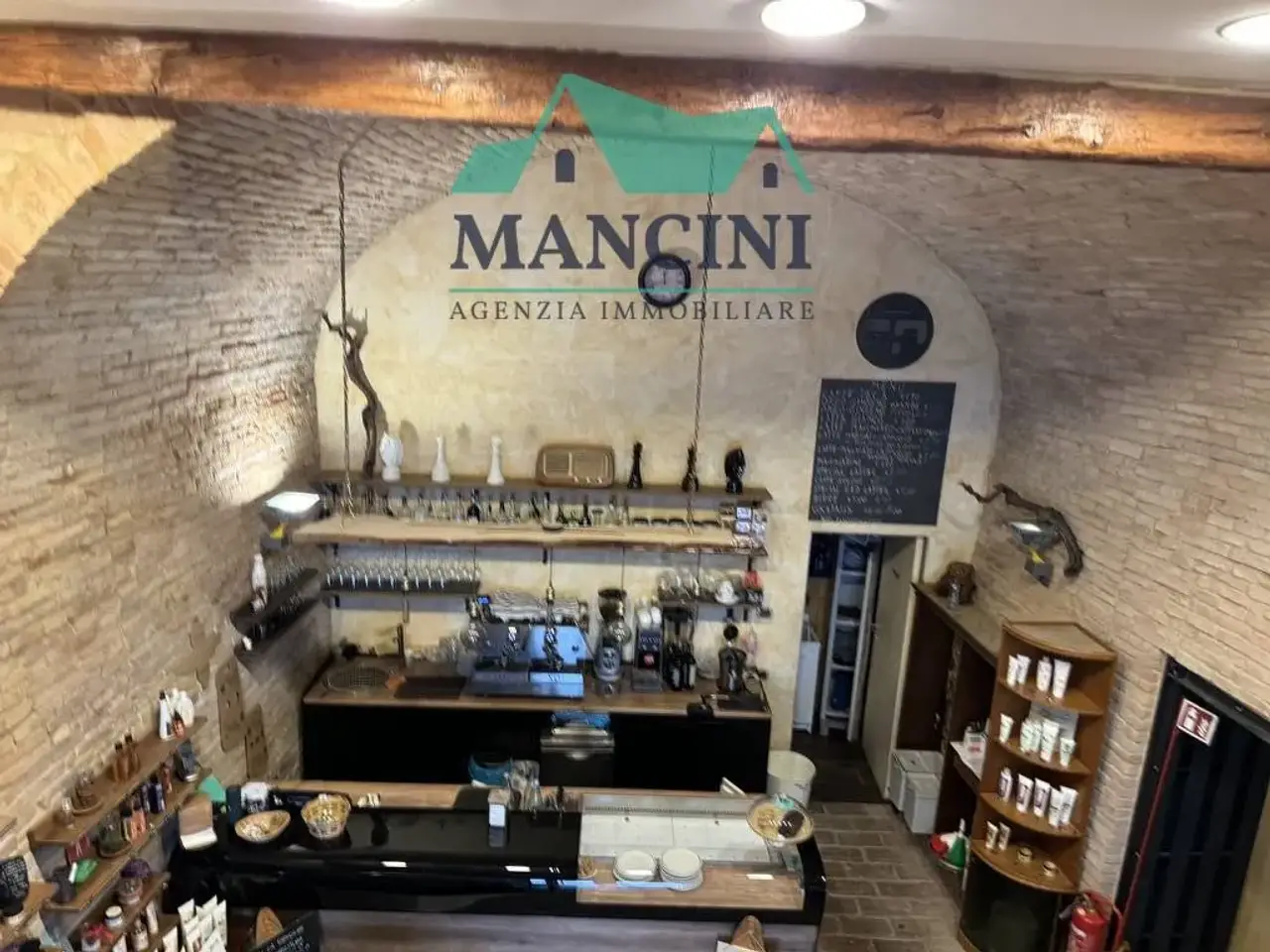 Esercizio commerciale in Centro Storico 6, Jesi, {3} - Foto 1