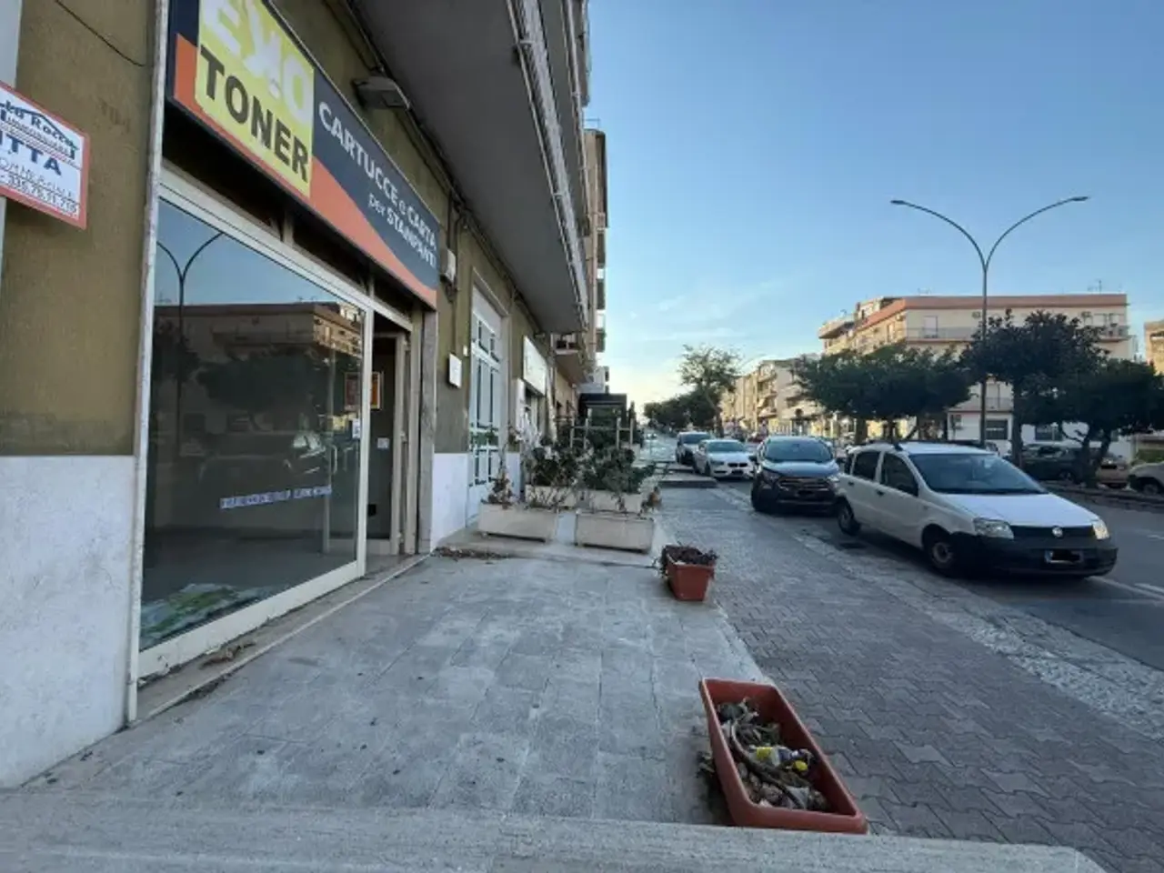 Negozio in Viale Europa, Alcamo, {3} - Foto 2