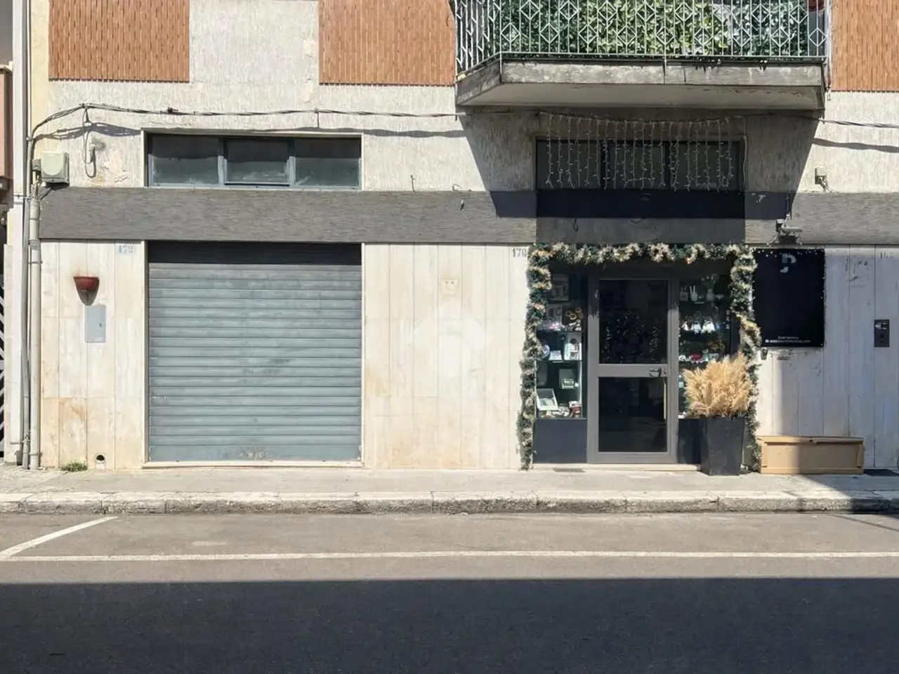Negozio in Via Mecenate 170, Brindisi, {3} - Foto 1