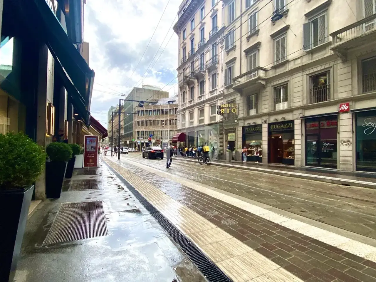 Negozio in Via Torino, Milano, {3} - Foto 1