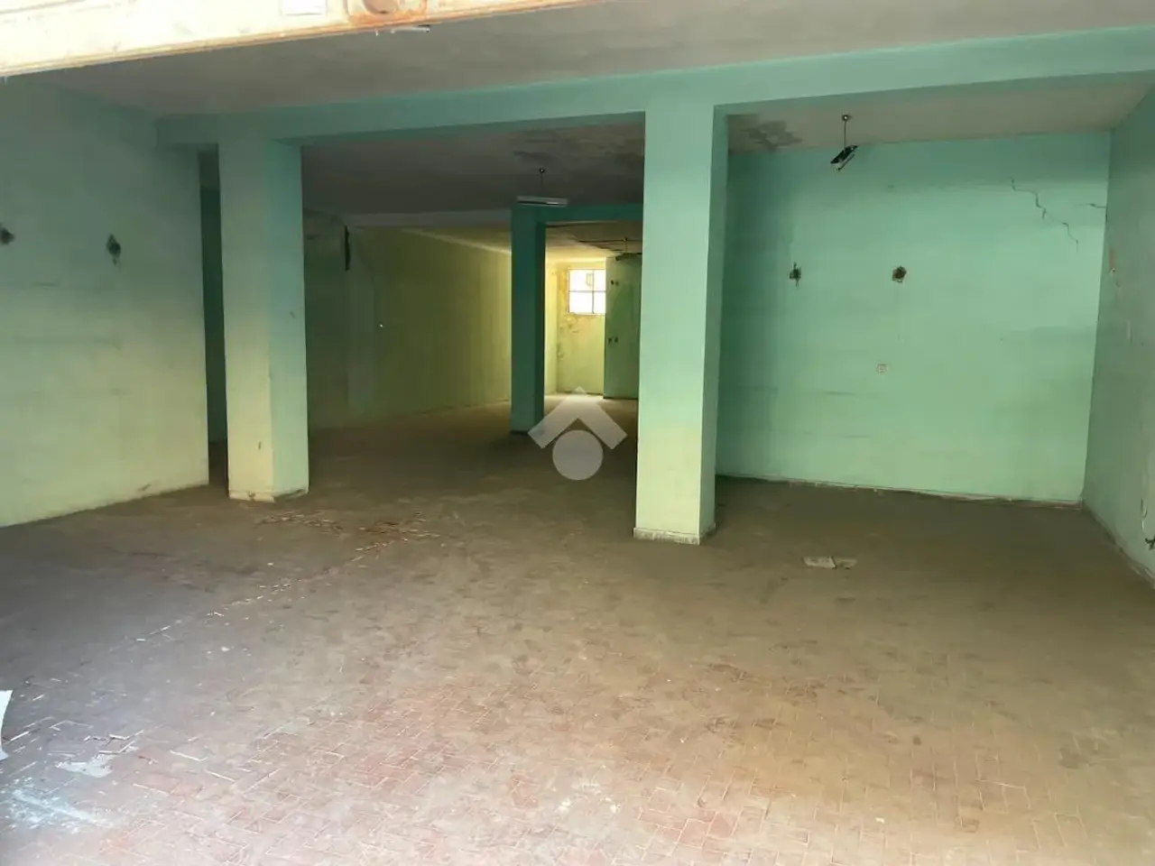 Negozio in Via Ogliastra 29, Cagliari, {3} - Foto 1