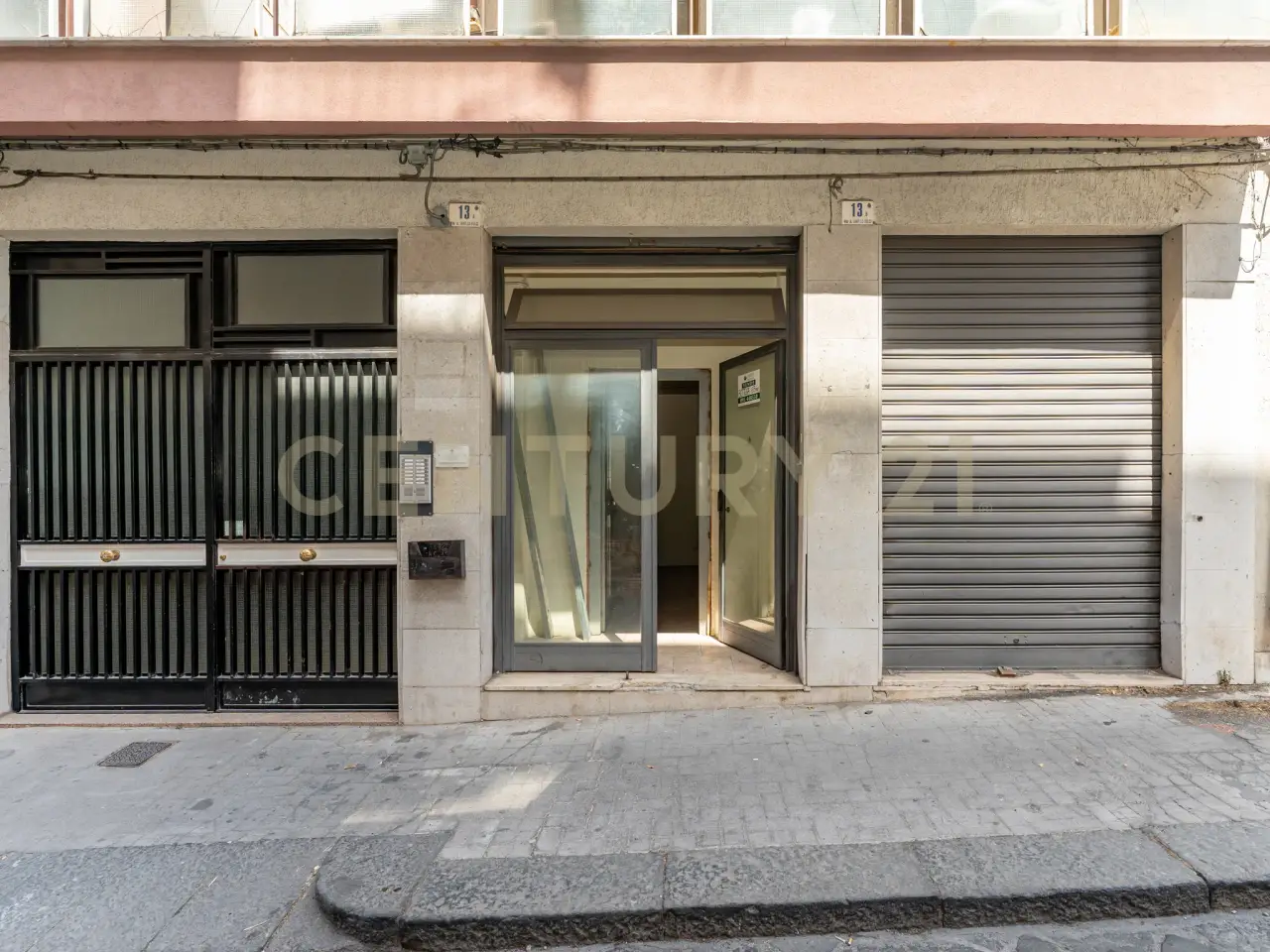 Negozio in Via Antonio Santangelo Fulci 13, Catania, {3} - Foto 1