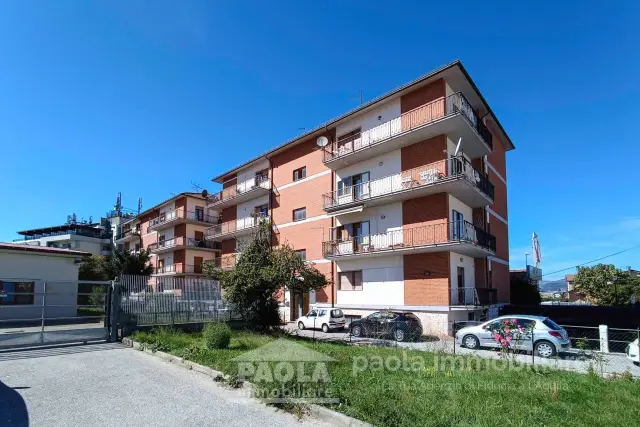 Trilocale in Strada Statale del Gran Sasso d'Italia 8, L'Aquila - Foto 1