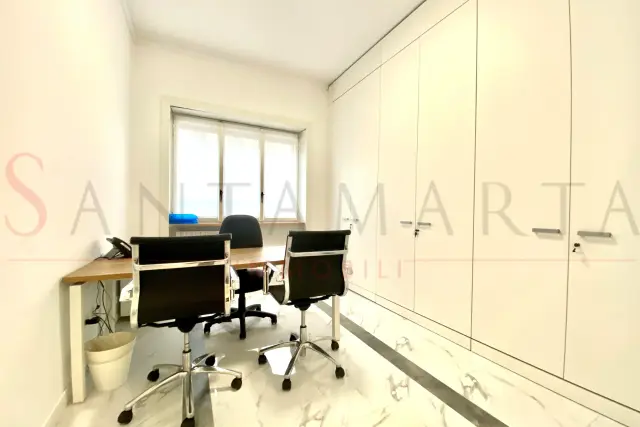 Büro in Via Pietro Mascagni, Milano - Foto 1