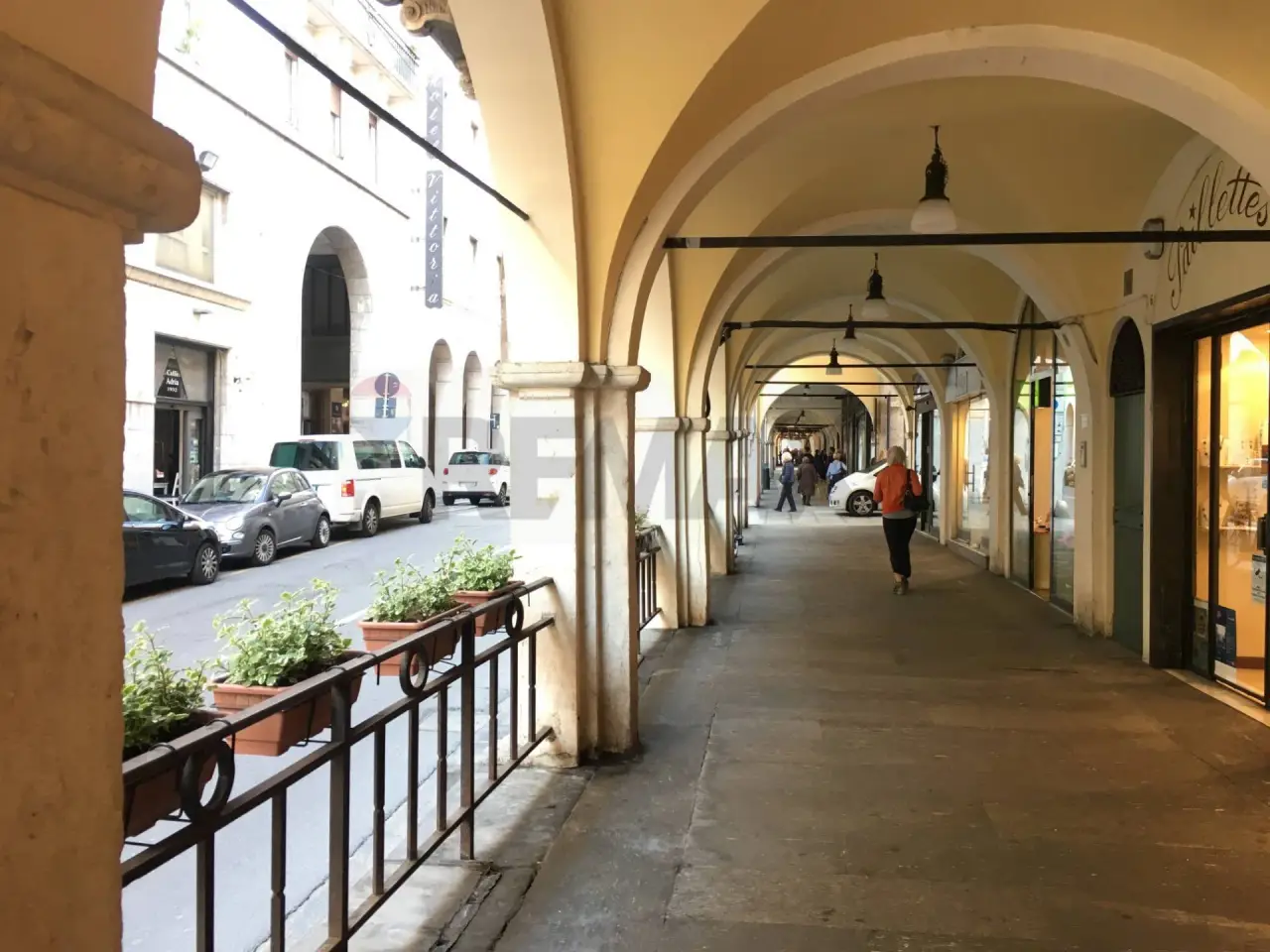 Negozio in Via Dieci Giornate, Brescia, {3} - Foto 1