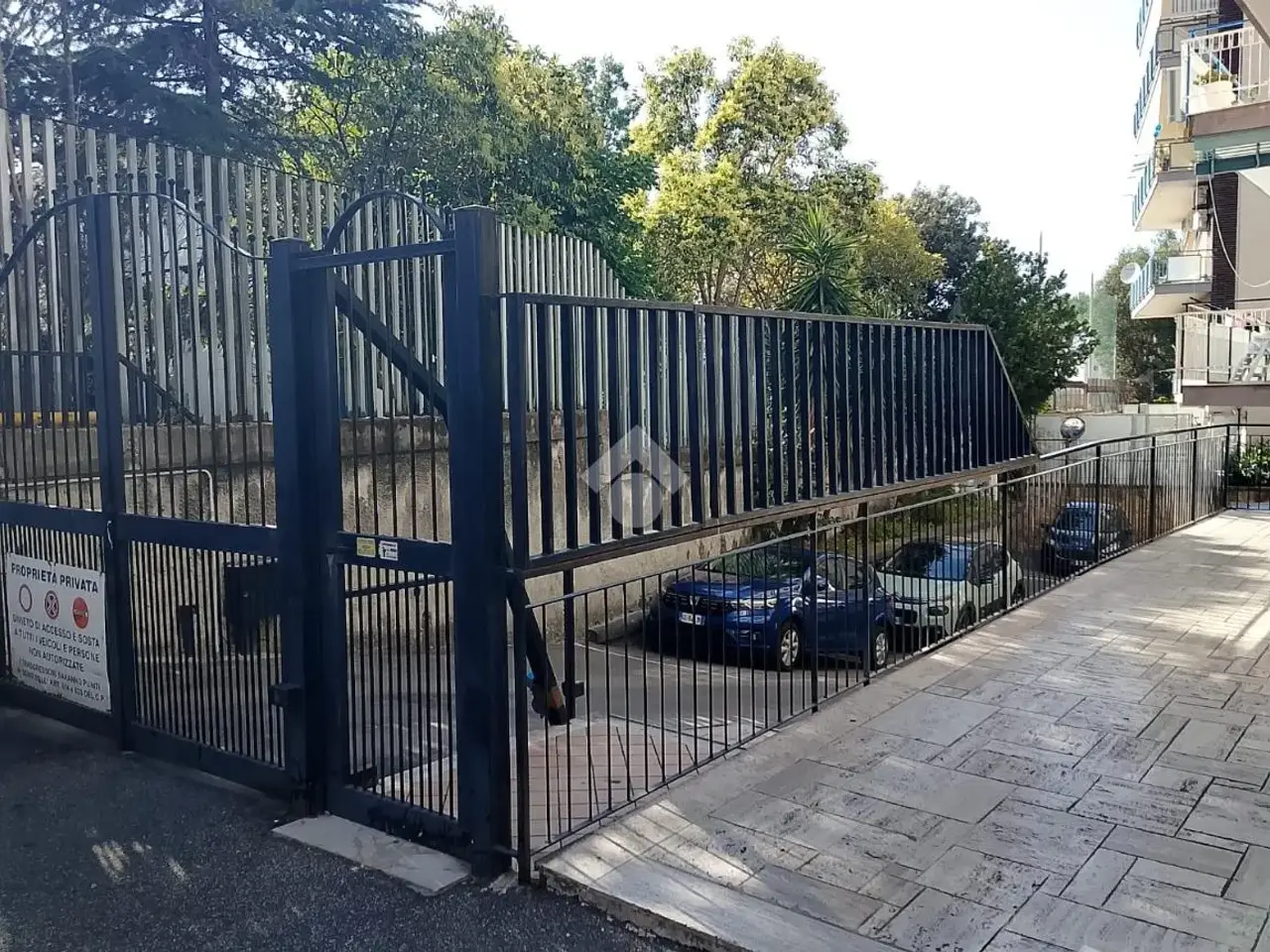 Magazzino in Via Flotard De Lauzieres 5, San Giorgio A Cremano, {3} - Foto 2