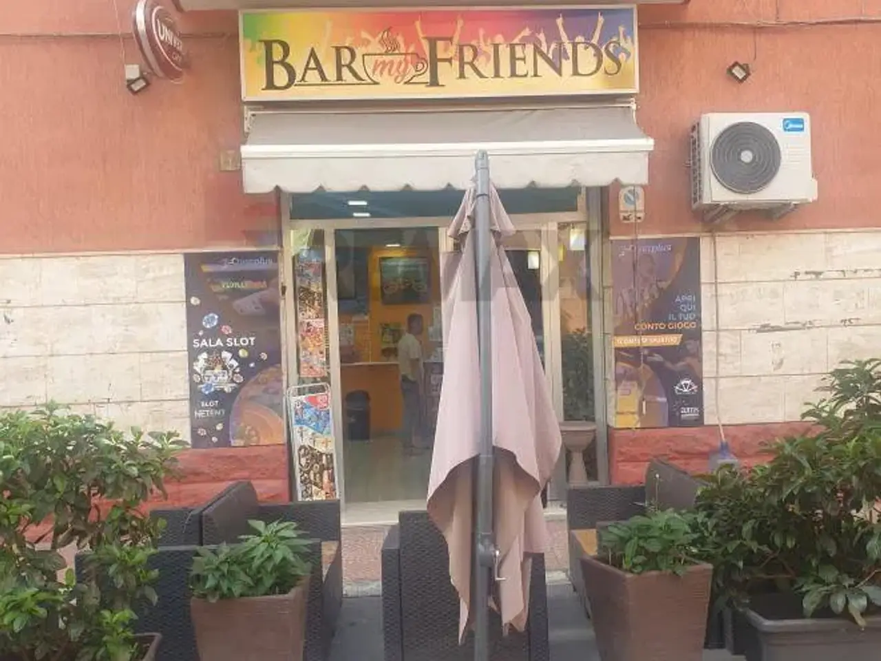 Negozio in Via Giacomo Leopardi 63, Taranto, {3} - Foto 1