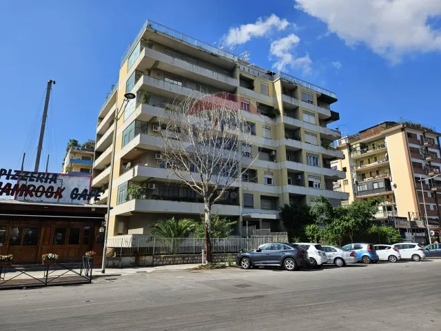 Appartamento in Viale Campania 46, Palermo - Foto 1