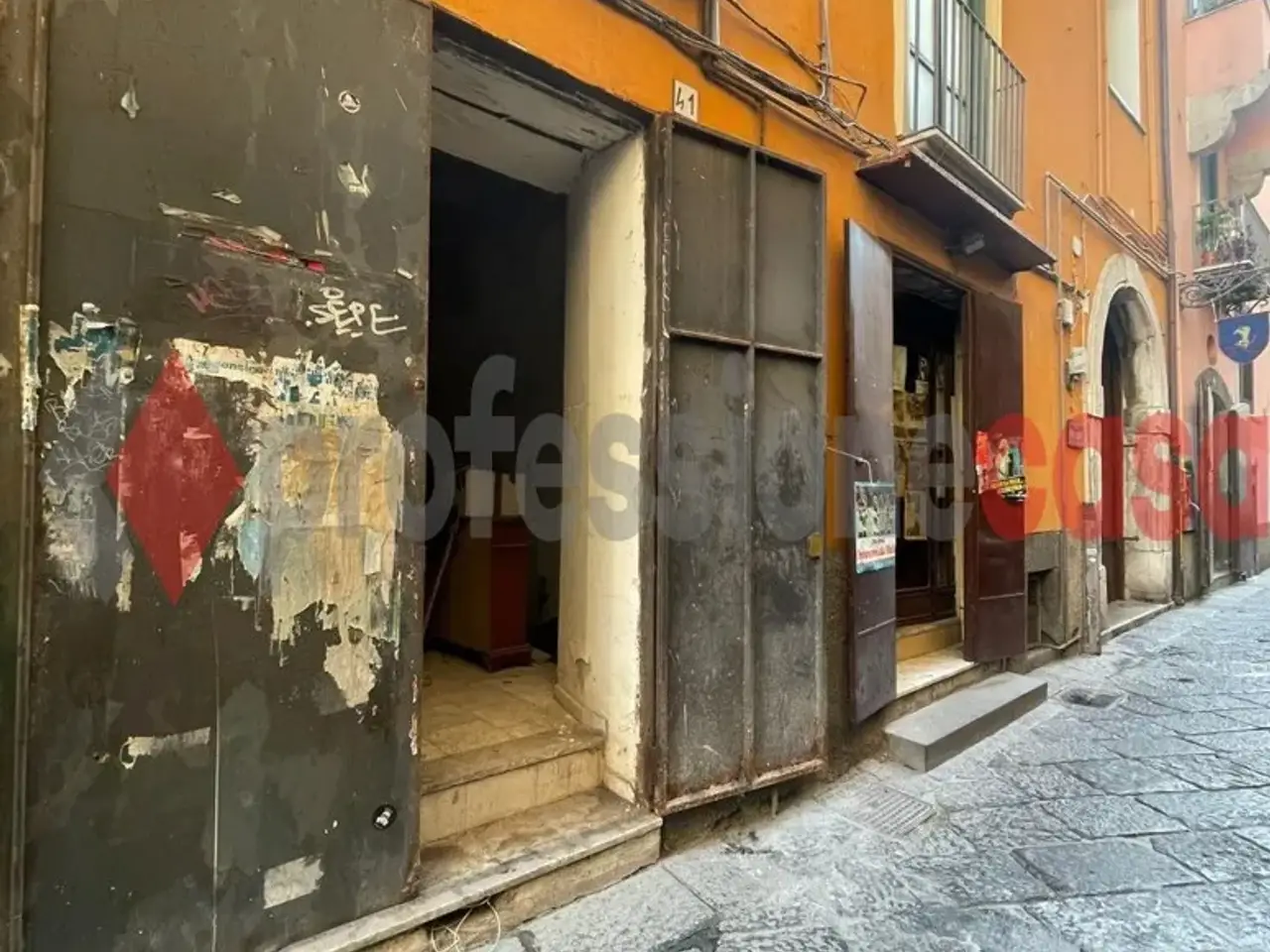 Negozio in Via Dogana Vecchia 41, Salerno, {3} - Foto 2
