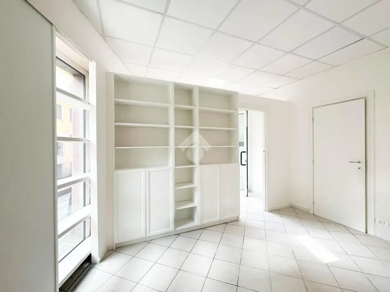 Ufficio in Corso Giuseppe Zanardelli 19, Gardone Riviera, {3} - Foto 2