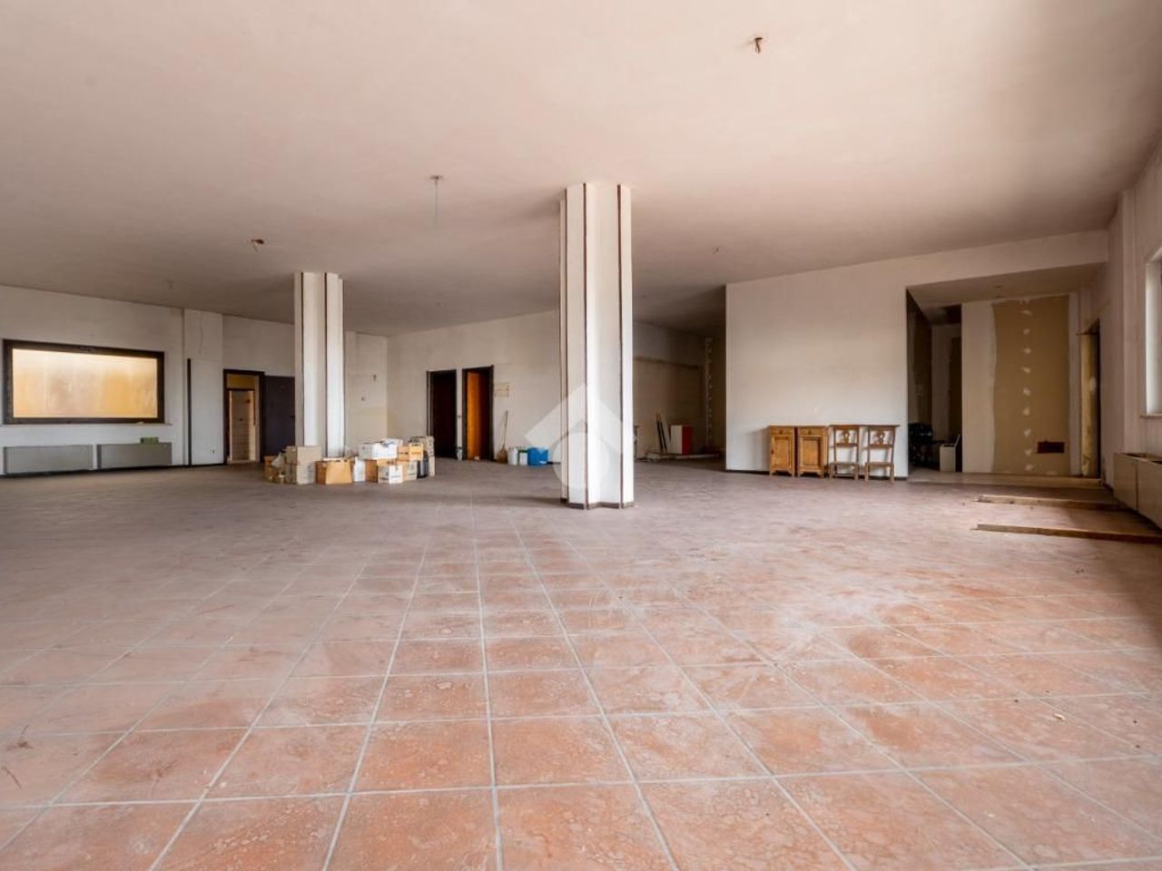 Negozio in Piazza Borgo 2, Bosco Chiesanuova, {3} - Foto 2