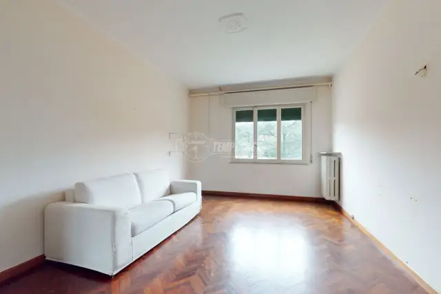 4-room flat in Via Colsanto, Reggio nell'Emilia - Photo 1