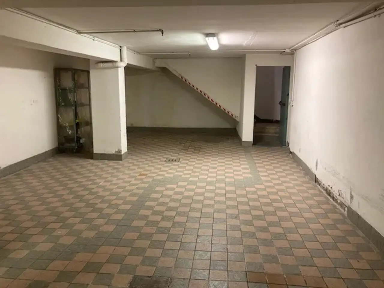 Parcheggio chiuso in Centro Storico, Bologna, {3} - Foto 1
