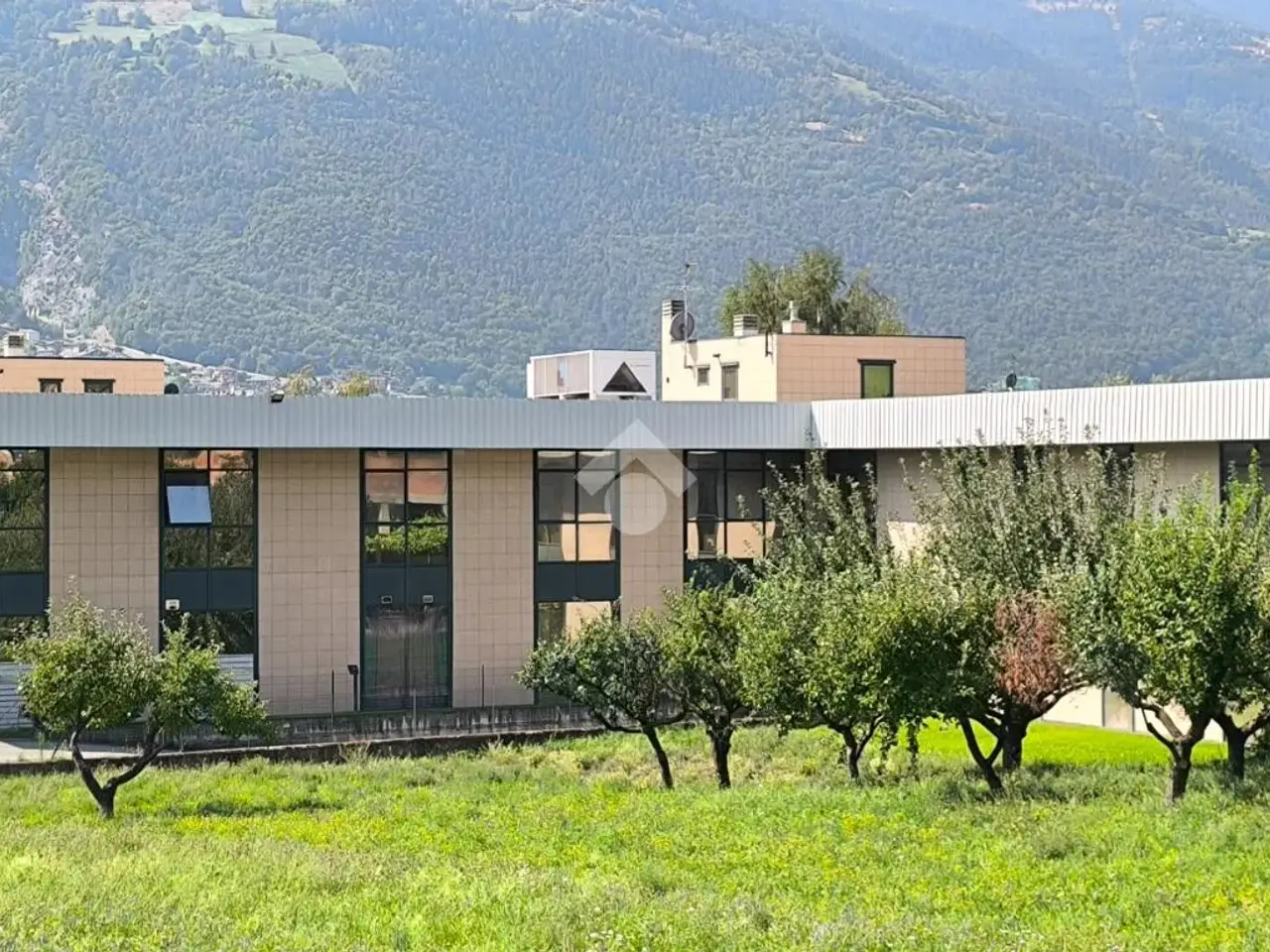 Ufficio in Località La Grande CharrièRe 64, Saint Christophe, {3} - Foto 2