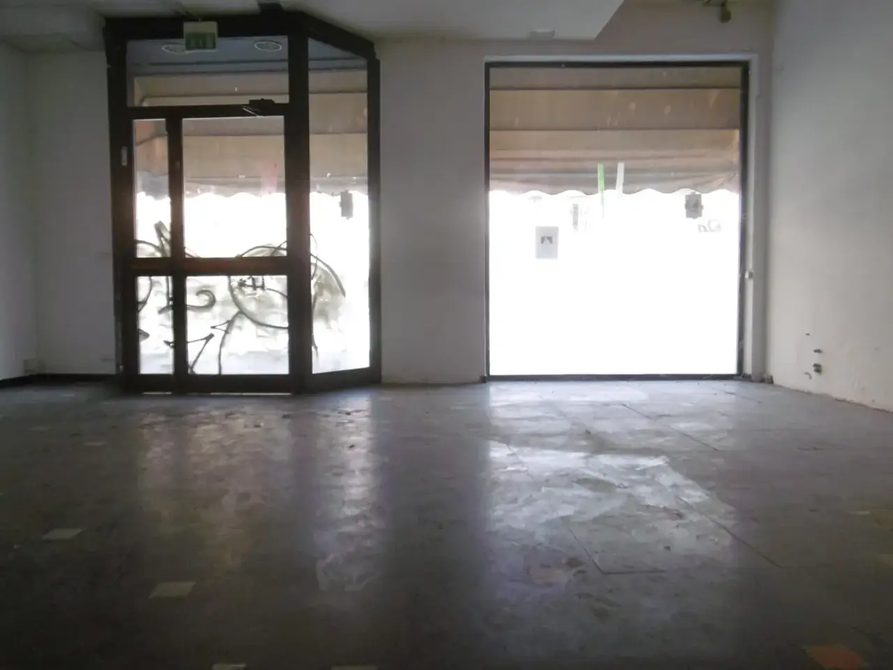 Palazzina commerciale in , Reggio nell'Emilia, {3} - Foto 2